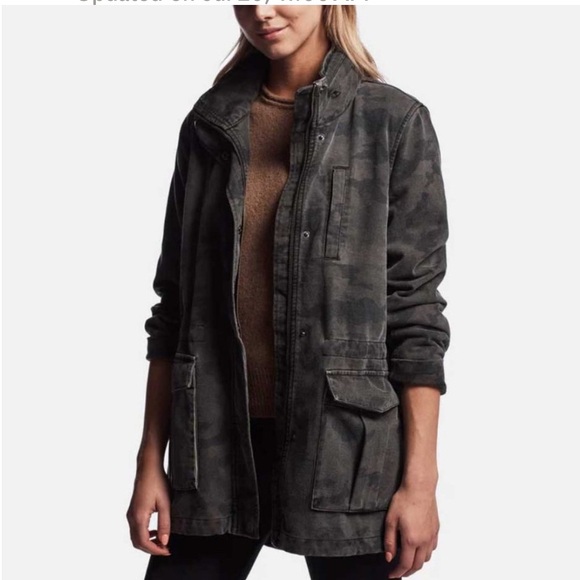 James Perse Jackets & Blazers - James Perse camouflage jacket with retractable hood size 0
